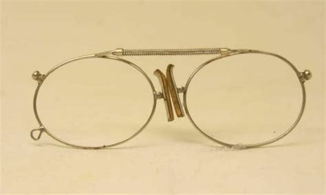 Pince Nez Glasses