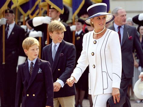Princes William Harry Honor Youth Following In Princess Diana S Footsteps Abc News