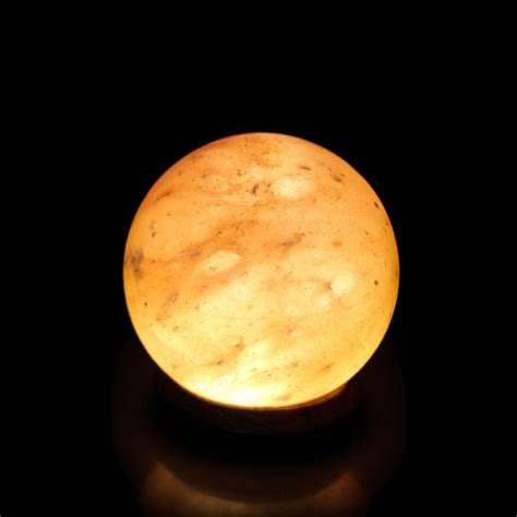 lampada di sale himalayano a forma di sfera da 2 kg ledleditalia it