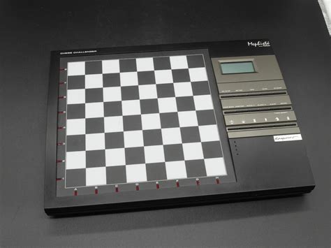 Schachcomputer Saitek Kasparov Centurion Mephisto Chess Echecs