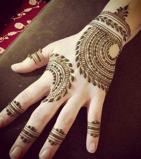 Top 20 Back Hand Mehendi Designs For Any Occasion
