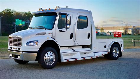 2006 Freightliner M2 Sportchassis Davis Autosports