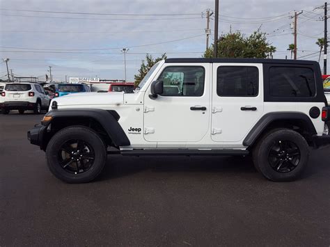 New 2020 Jeep Wrangler Unlimited Sport Altitude