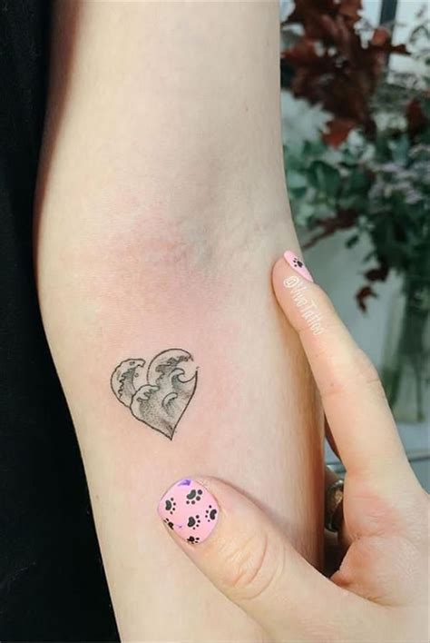 24 Simple Small Heart Tattoo Design For Woman On Valentines Day To