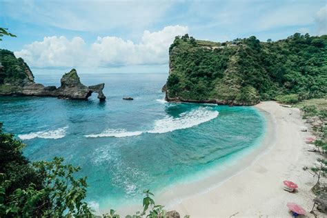 Parorama Pantai Atuh Yang Mirip Dengan Raja Ampat Papua Rocket Bali