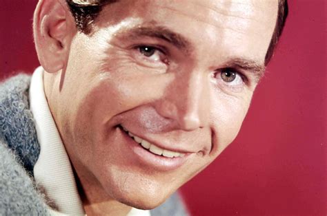 Herbie Actor Dean Jones Dies Aged 84