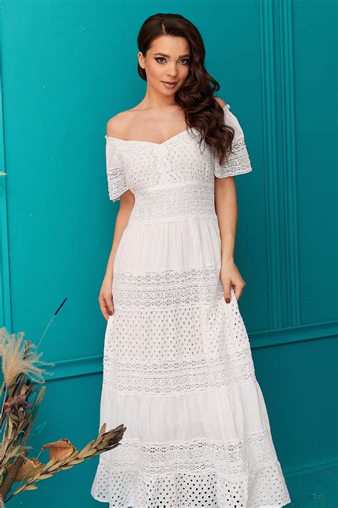 Summer White Wedding Dresses Best 10 Summer White Wedding Dresses Find The Perfect Venue For