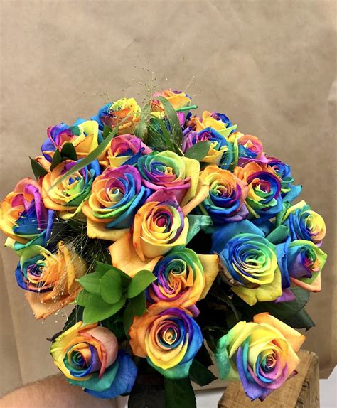 24 Rainbow Roses Luxury Rainbow Rose Bouquet