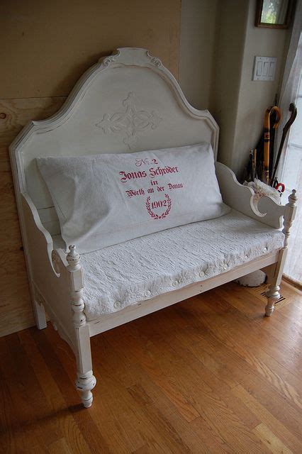 Testata da letto imbottita gialla in tessuto 1cm testata da letto legno e metallo bianco 1x 100. Idee e recupero delle vecchie testate da letto nello stile ...