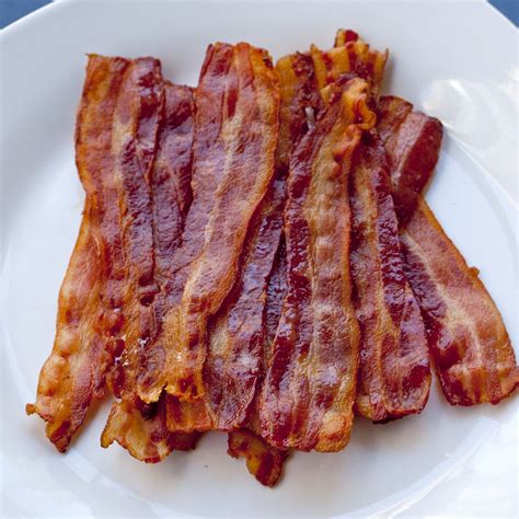 Improv Kitchen Tip How To Cook Bacon The Easy Way Cooking Bacon