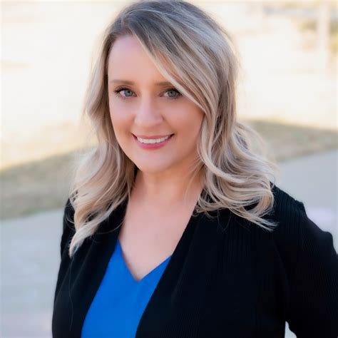Amanda Miller, Erie, CO Real Estate Associate - RE/MAX Elevate, Erie