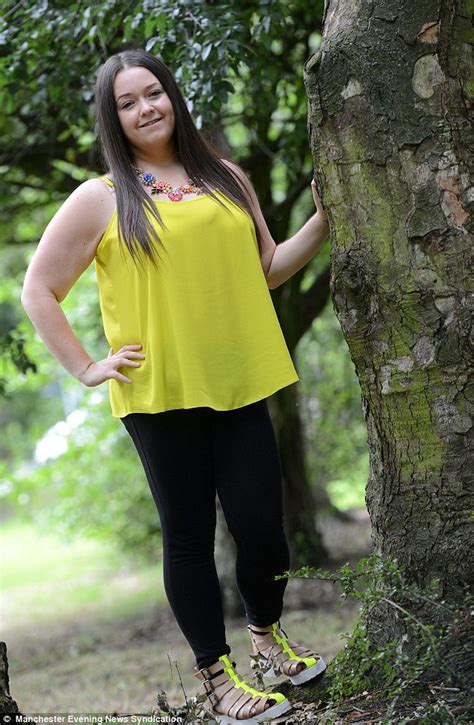 woman 23 loses 6st in seven months and sheds 13in from her stomach daily mail online