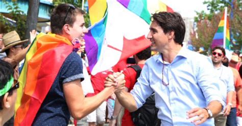 Mary simon dissolves parliament at justin trudeau's request, triggering election campaign. Justin Trudeau wins Day 1 of election campaign in fight ...
