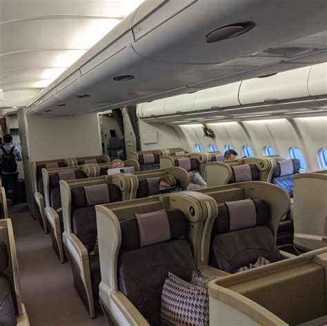 Singapore Airline Business Class