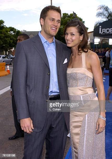 Bridget Moynahan L Photos And Premium High Res Pictures Getty Images