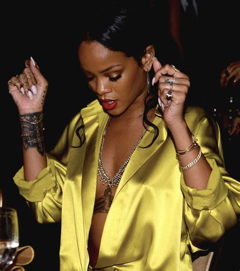 Rihanna Fashion Riri