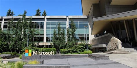 Microsoft Corporate Office Headquarters Phone Address