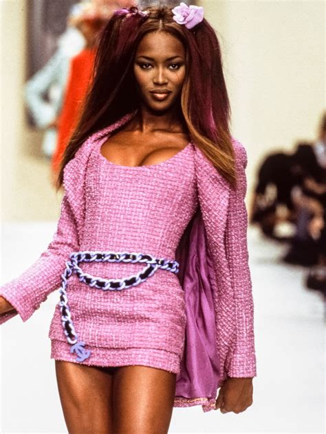 Naomi Campbell S Best S Runway Moments The Looks That Live In Our Mind Rent Free Hello