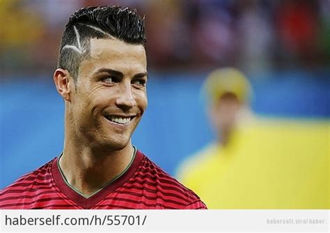 Neredeyse her sezon imajını, saç stilini değiştiren yıldız oyuncunun saçlarındaki değişime tanık olmak ister misiniz? Cristiano Ronaldo'nun En Karizma Haliyle Karşımıza Çıktığı ...