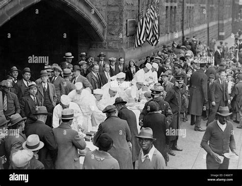 Great Depression Food Hi Res Stock Photography And Images Alamy