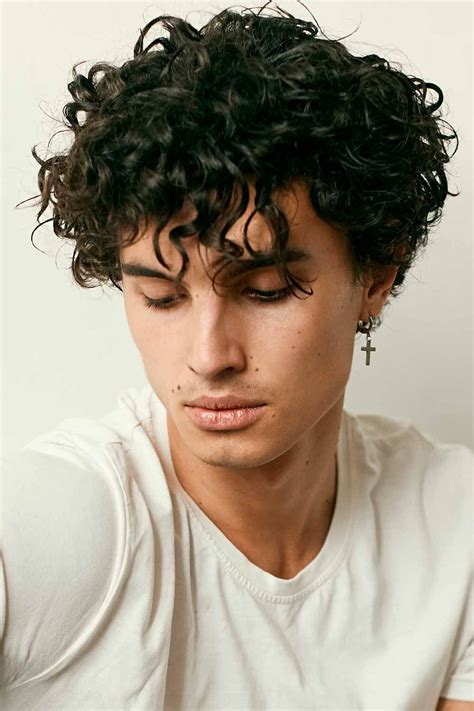25 Jewfro Hairstyles For A Hottest Curly Guys Mens Curly Hairstyles