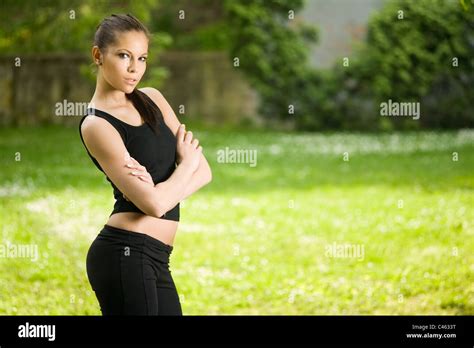 Skinny Black Teen Girl In Stockfotos Und Bilder Kaufen Alamy