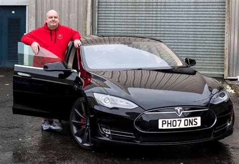 These institutions hold a total of 528,999. Tesla owner donates his Model S to a museum exhibit in ...