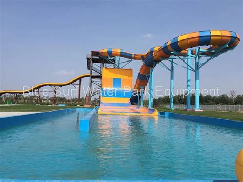 Shandong 100000 M2 Water Park Fiberglass Water Slide Water Park