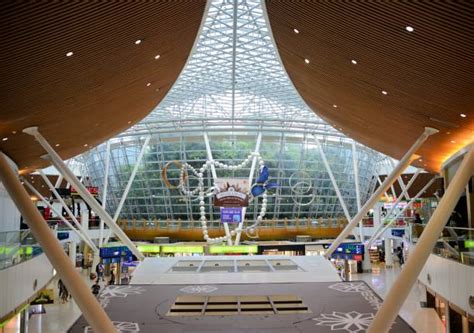 Best Kuala Lumpur International Airport Stock Photos, Pictures