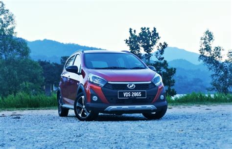 Cuma pembuka pintu bahagian dalam masih lagi plastik berwarna hitam. PANDU UJI: AXIA STYLE. GAYA CROSSOVER | Mekanika