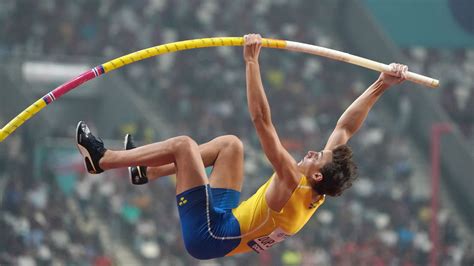 Mondo Nearly Sets Pole Vaulting World Record In 2020 Opener
