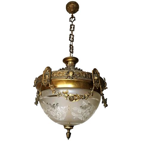 French Art Nouveau Art Deco Gilt Bronze And Etched Glass Chandelier Or