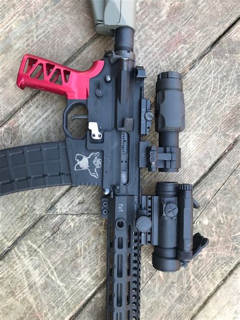 Review Aimpoint 6x Magnifier Reach Out With That Red Dot The Mag Life