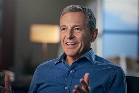 Disney Ceo Bob Iger To Hold Companywide Town Hall After Thanksgiving