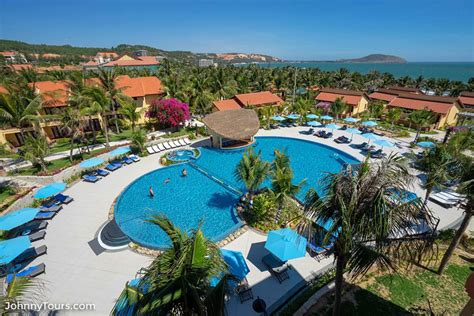 Pandanus Beach Resort And Spa