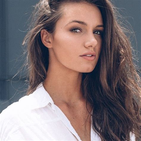 Hailey Mclaine Outland Rbeautifulfemales