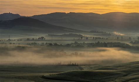 The Sun Will Soon Rise Over Tuscany 518 Am By Citizenfresh On Deviantart