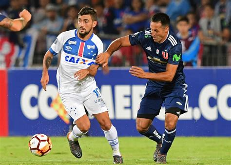 Los dos equipos más grandes de chile se verán las caras en la fecha 9 del campeonato nacional. Copa Libertadores: U. de Chile empató ante Cruzeiro en un ...