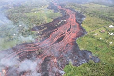 Ocean Jungle Explosions New Risks From Hawaii Eruption