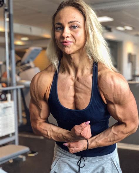 angelica enberg body building women female biceps muscle women