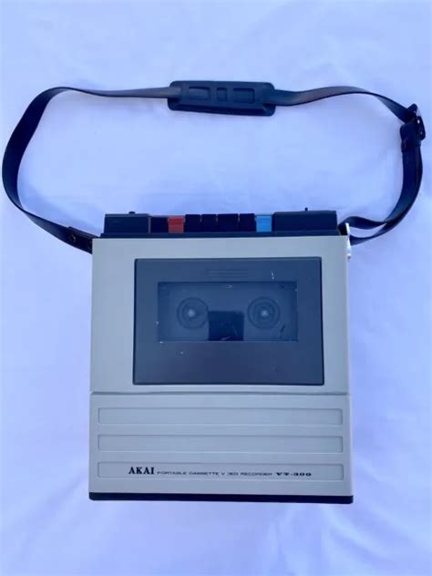 Vintage Rare Akai Vt 300 Portable Cassette Video Recorder Heavy 12