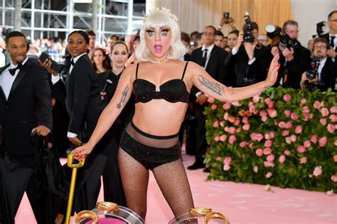 Lady Gaga Eyelashes At The Met Gala 2019 Popsugar Beauty Uk Photo 16