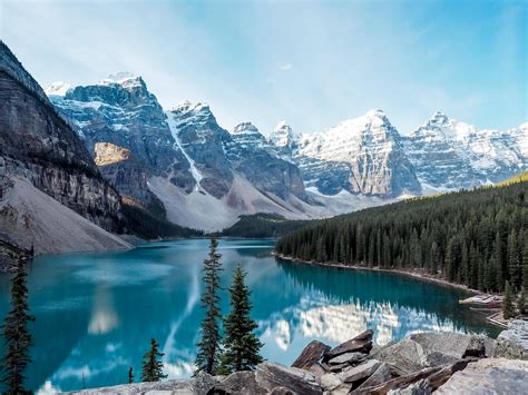 Beautiful Moraine Lake Sunrise Wallpapers Wallpaper Cave