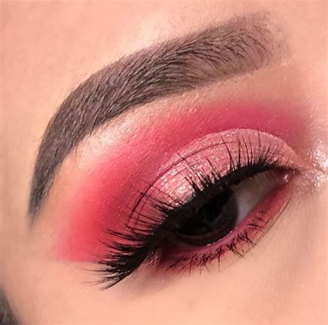 [updated] 48 Enticing Pink Eyeshadow Looks