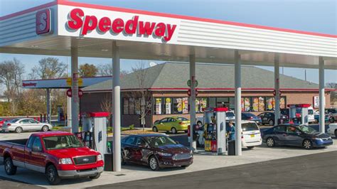Marathon Petroleum Shares Gain Company To Sell Speedway Gas Stations