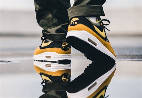 Look Out For This Nike Air Max 1 Black Yellow •