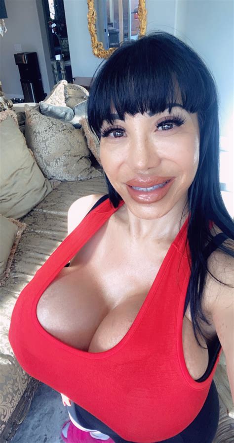 Ava Devine Official On Twitter Whos Getting Ready For The Weekend Happy Thursday Https T