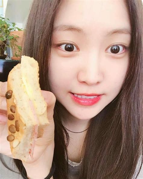 Twitter South Korean Food Korean Street Food Apink Naeun Kimchi Recipe Son Na Eun Korean