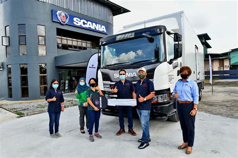 Mansang Logistics Receives Sarawaks First New Truck Generation Xt