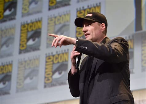 Kevin Feige On Avengers 4 Title Marvel Reshoots And More Collider